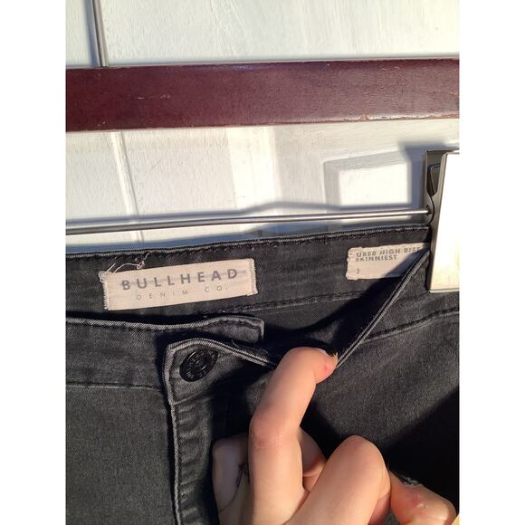Bullhead Uber Skinny Jeans Size 1 - Picture 3 of 5